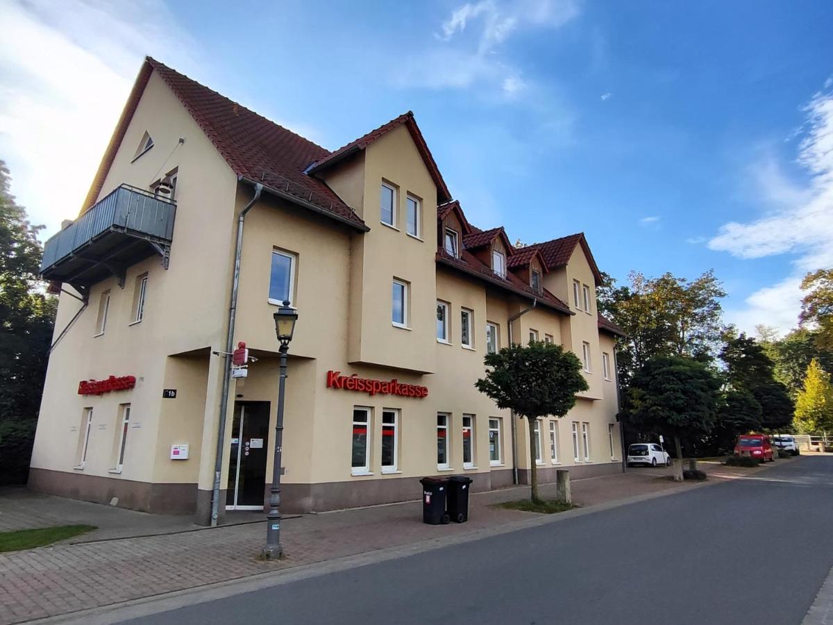 Bohnapartments Bechstein: Quiet Erfurt Stay with Smart TVs and Balcony Neudietendorf Exterior photo